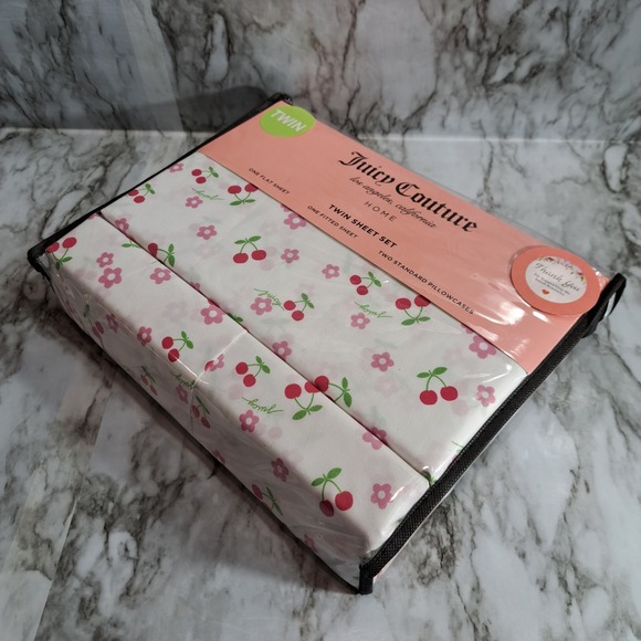 Juicy Couture Twin Sheet Set White/Pink/Red‎ One Flat Sheet One Fitted Sheet - Picture 8 of 8